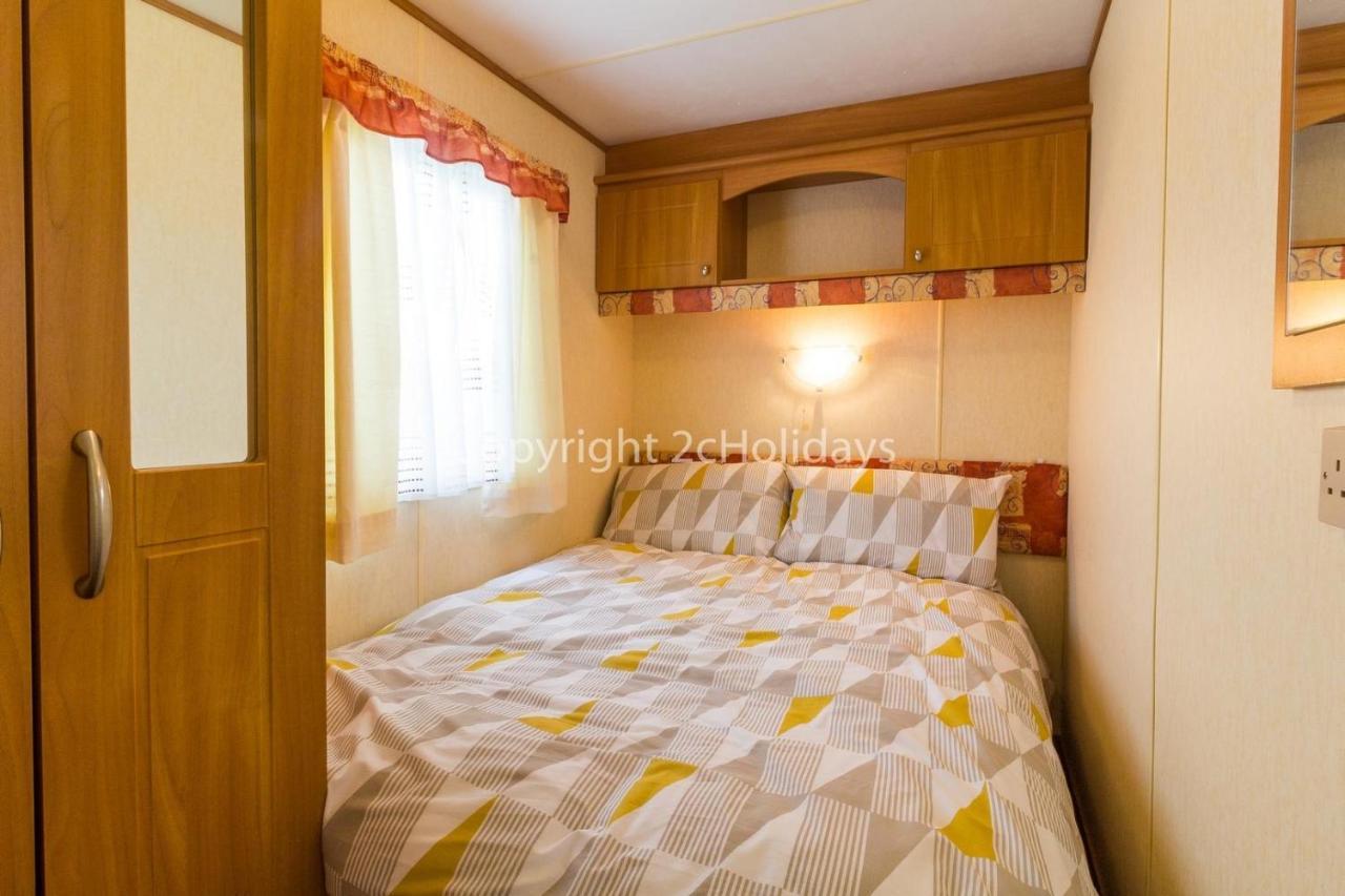 8 Berth Caravan For Hire At Heacham Holiday Park In Norfolk Ref 21024F 호텔 외부 사진